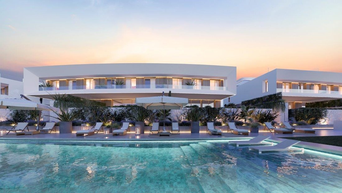 Villa in Estepona, Andalusia, Spain 2 - 14122625