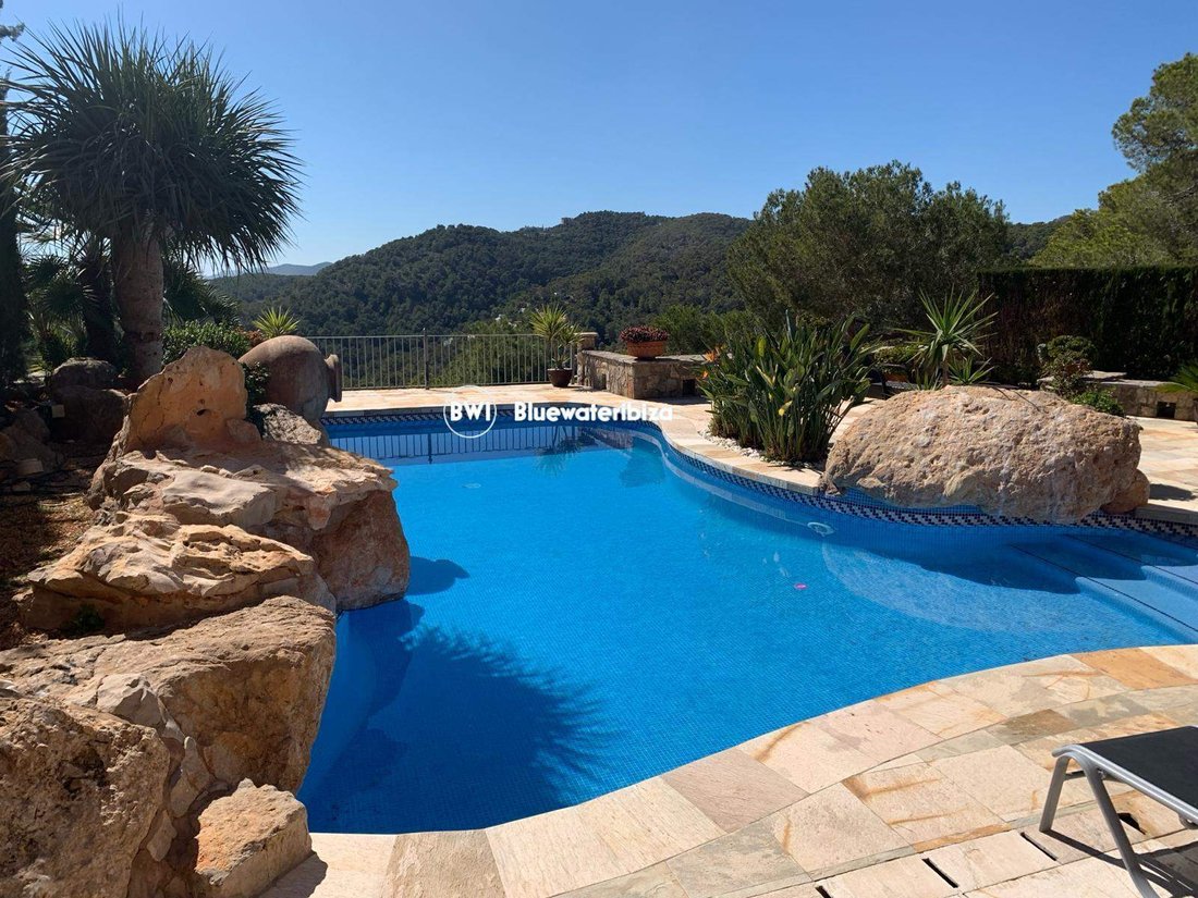 Villa in Roca Llisa, Santa Eularia des Riu, Balearic Islands 2 - 14120839