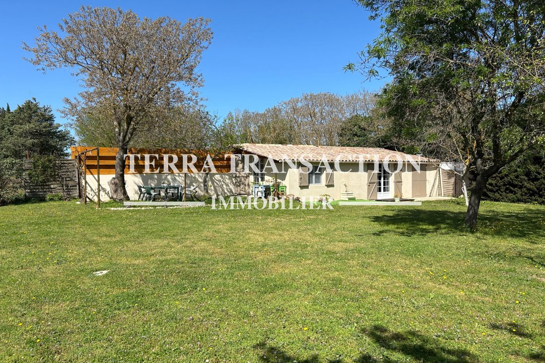 Villa in Uzès, Occitania, France 4 - 14120641