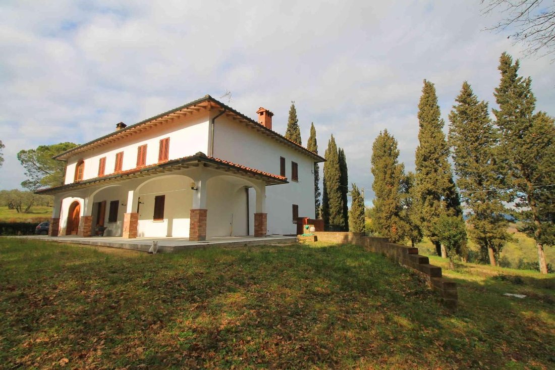 Farm Ranch in Center, Vinci, Tuscany 2 - 14120739