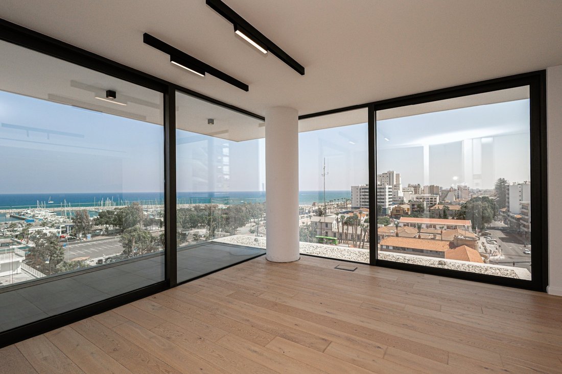 Apartment in Larnaca, Larnaca, Cyprus 1 - 13247396