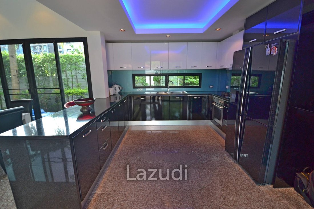 Villa in Choeng Thale, Phuket, Thailand 4 - 14123200