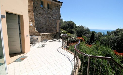 Villa in Livorno, Tuscany, Italy 1