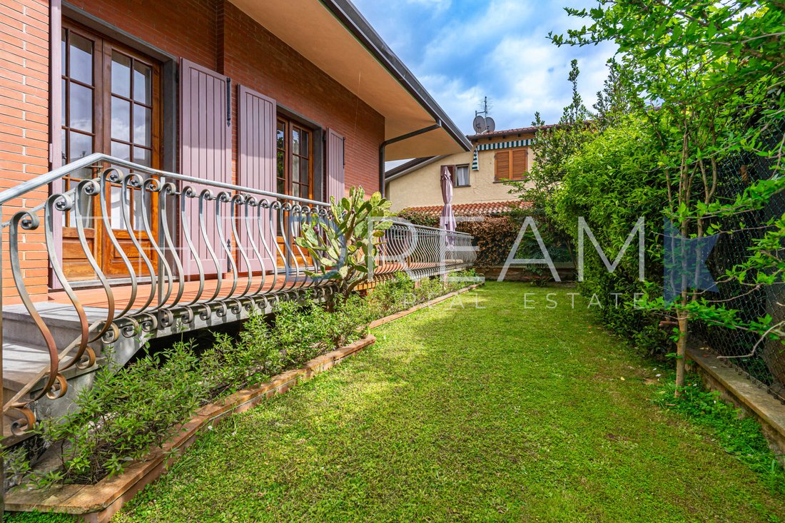 Villa in Center, Forte dei Marmi, Tuscany 2 - 14125699