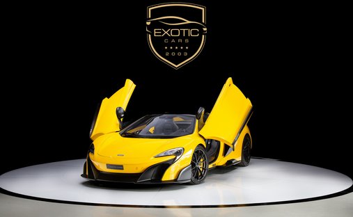 2016 McLaren 675LT SPIDER rwd in Dubai, United Arab Emirates 1