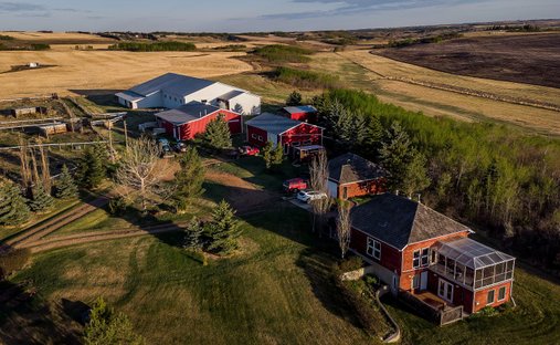Luxury farm ranches for sale in Alberta, Canada | JamesEdition