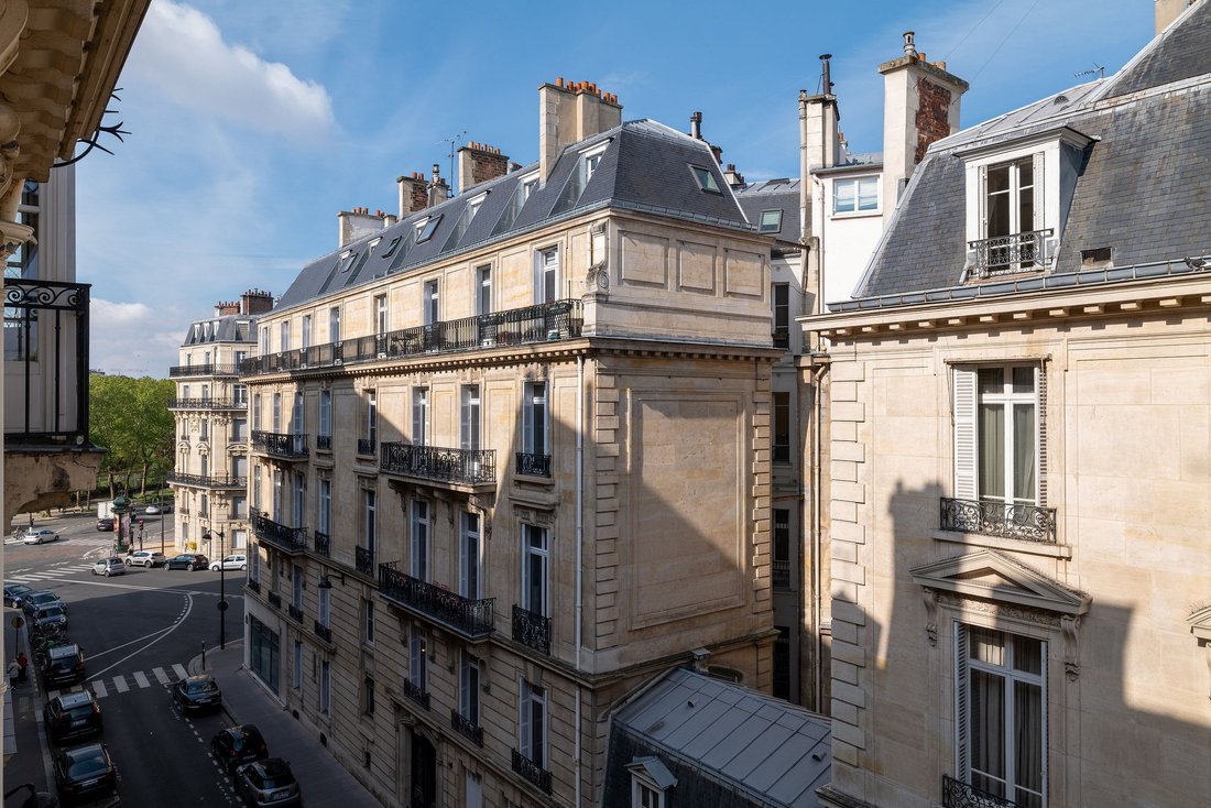 Apartment in Pereire-Malesherbes, Paris 17e Arrondissement, Paris 1 - 14025764