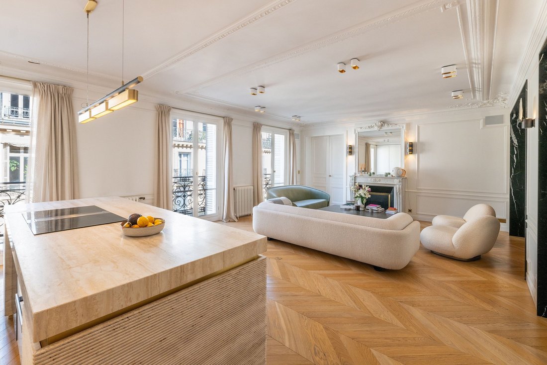 Apartment in Pereire-Malesherbes, Paris 17e Arrondissement, Paris 4 - 14025764