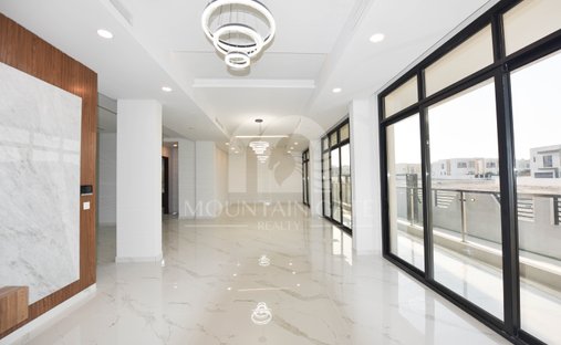 Villa in Al Furjan, Dubai, United Arab Emirates 1