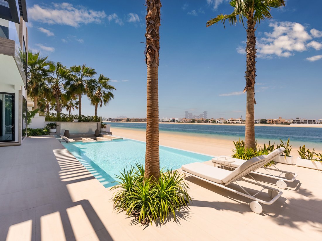Villa in Palm Jumeirah, Dubai, United Arab Emirates 2 - 14132416