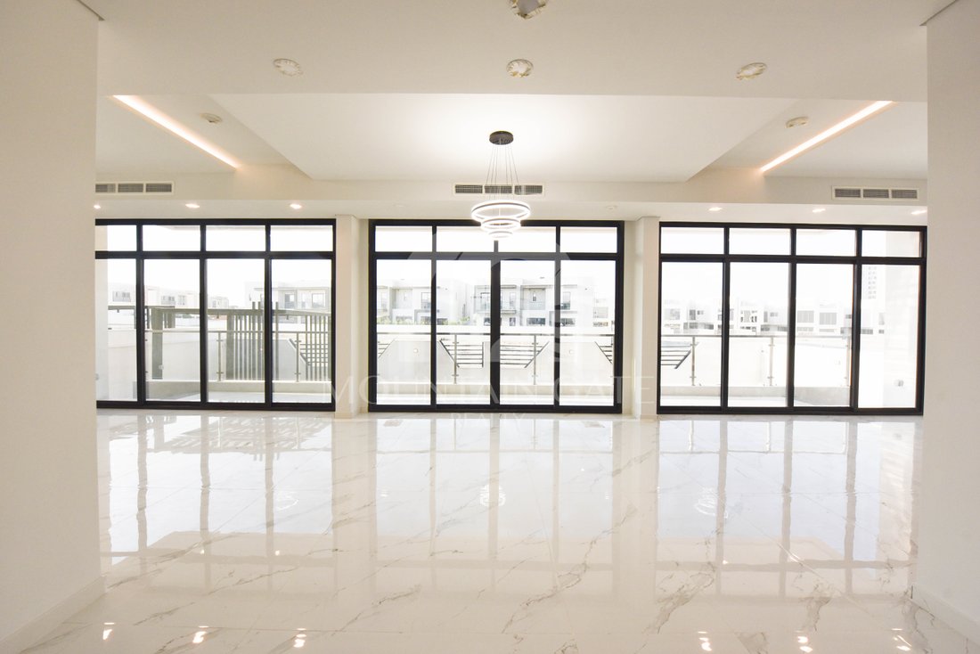 Villa in Al Furjan, Dubai, United Arab Emirates 2 - 14131453
