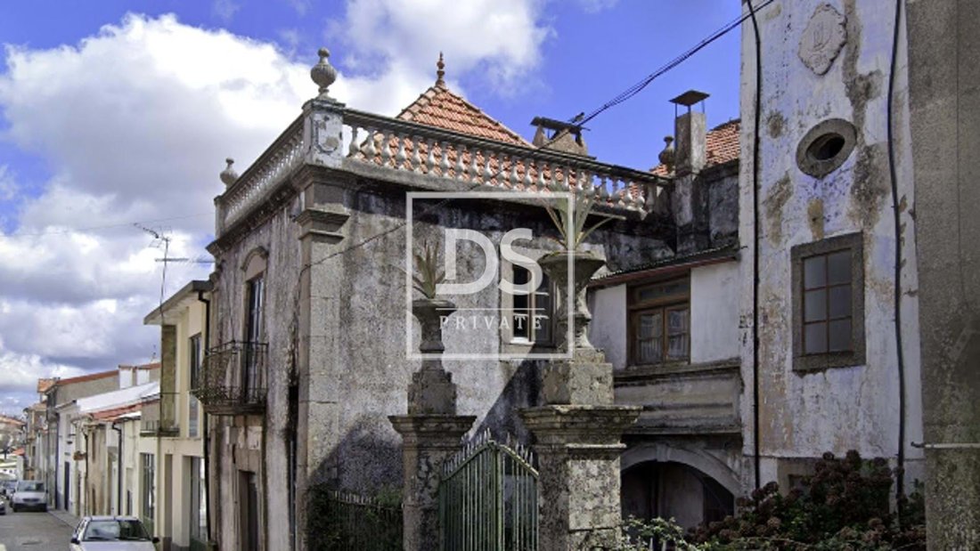 House in Mogadouro, Valverde, Vale de Porco e Vilar de Rei, Braganca District, Portugal 3 - 14135362