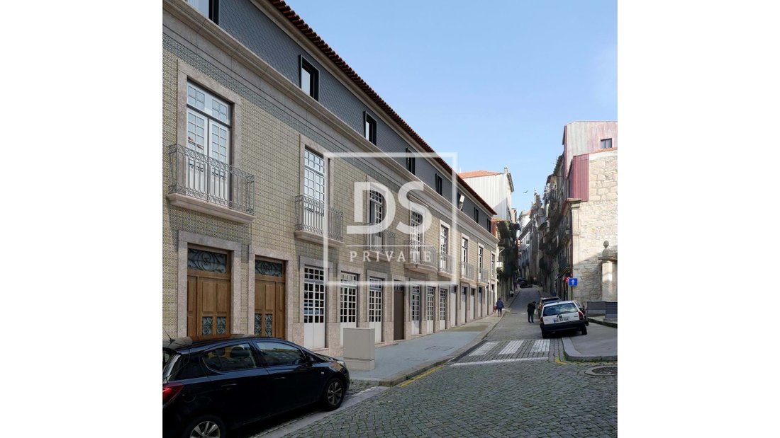 Apartment in Cedofeita, Santo Ildefonso, Se, Miragaia, Sao Nicolau e Vitoria, Porto District, Portugal 1 - 14135363
