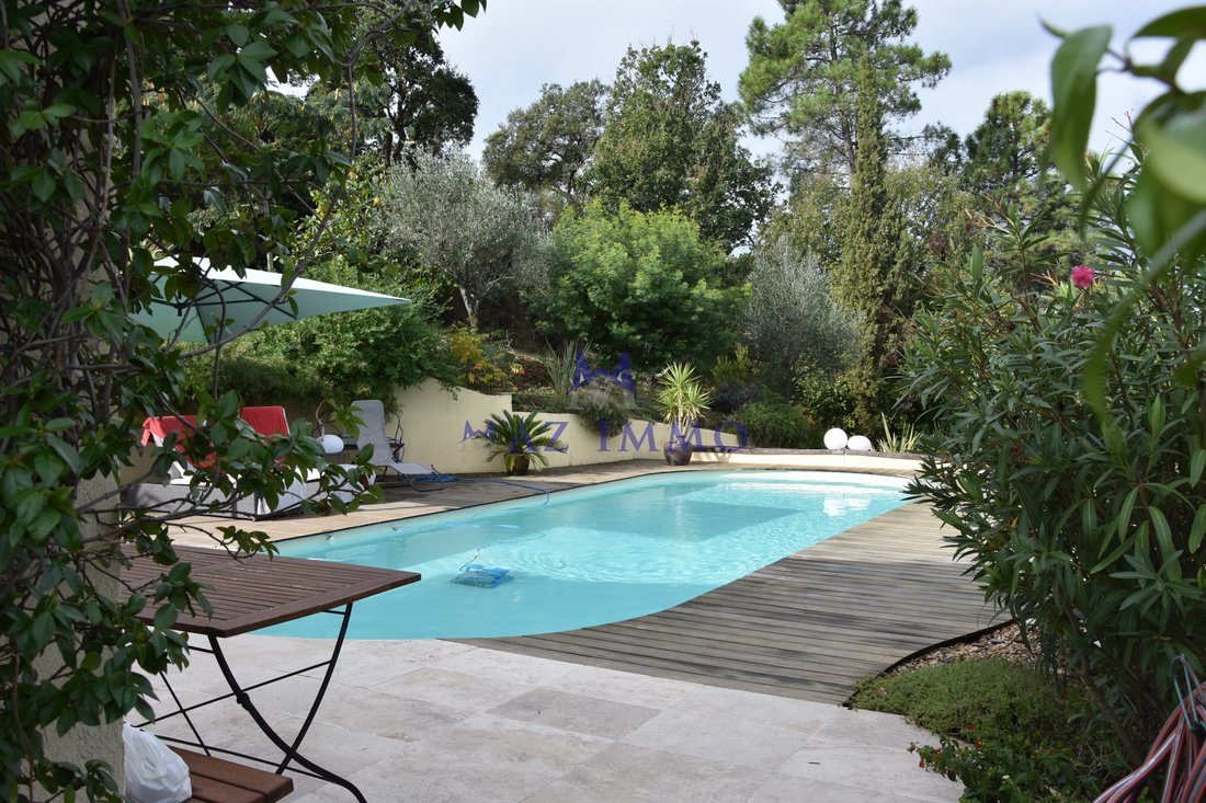 Villa in Montauroux, Provence-Alpes-Côte d'Azur, France 1 - 14134609