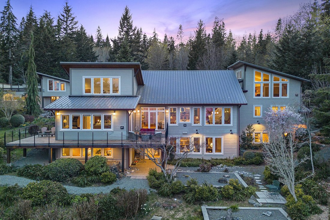 House in Courtenay, British Columbia, Canada 2 - 14134479