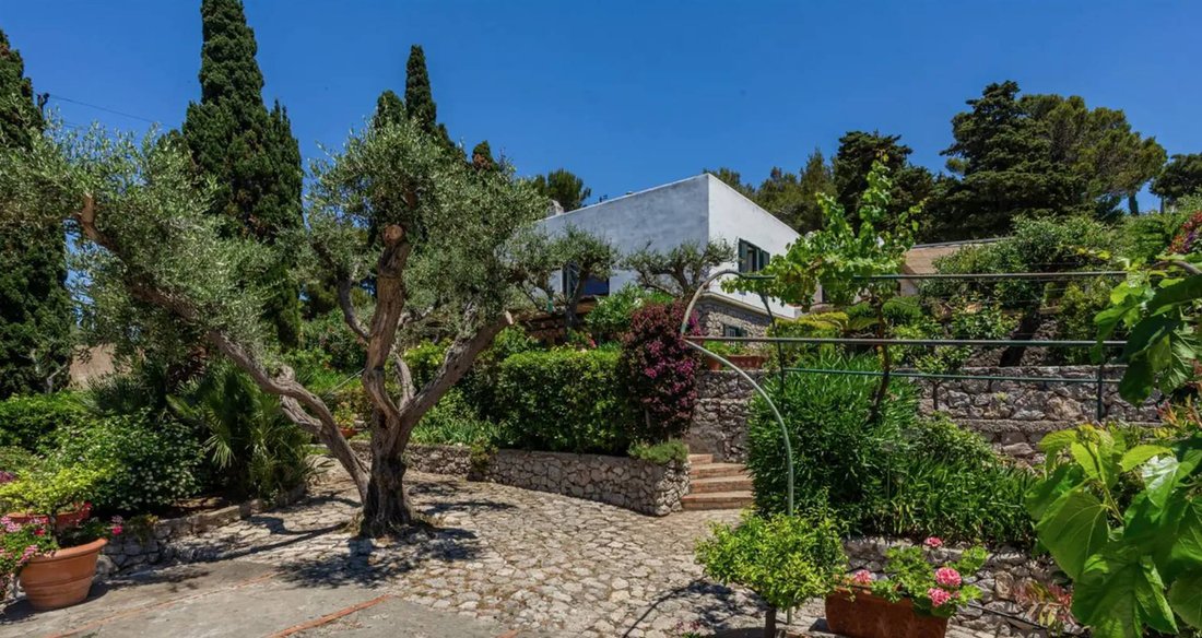 Villa Anacapri In Anacapri, Campania, Italy For Sale (13227473)