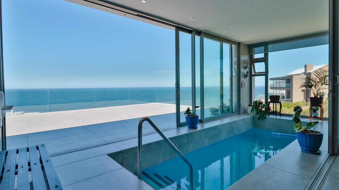 Country House in Mossel Bay Golf Estate, Western Cape, South Africa 1 - 14135586