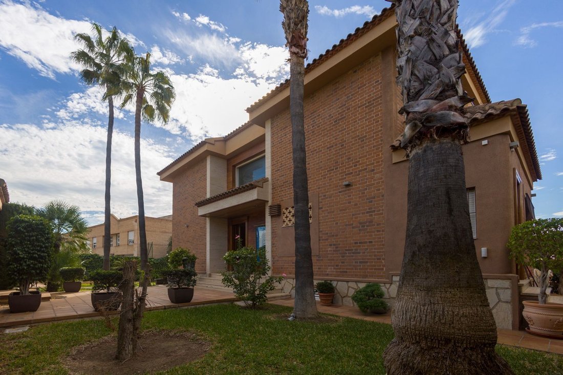 Chalet in San Juan Playa, Alicante, Valencian Community 2 - 14135259