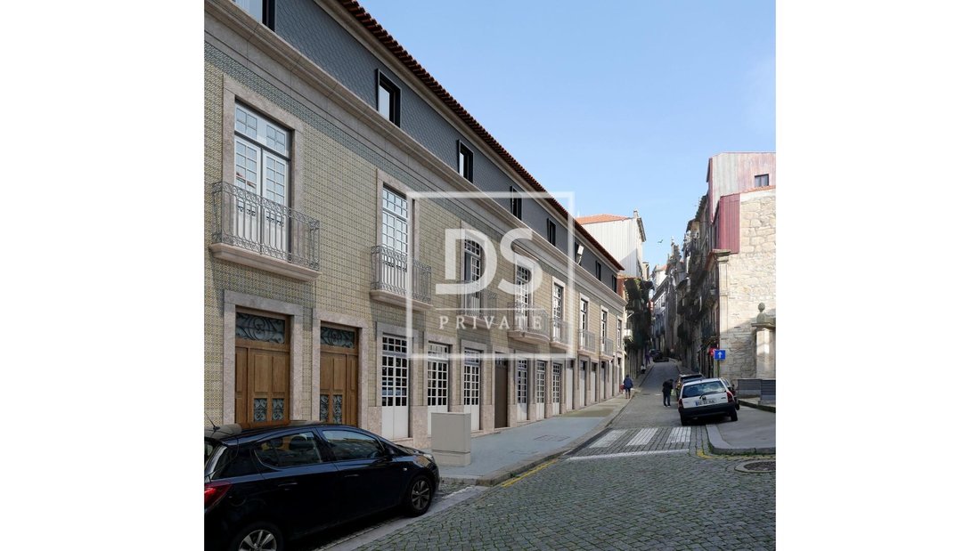 Apartment in Cedofeita, Santo Ildefonso, Se, Miragaia, Sao Nicolau e Vitoria, Porto District, Portugal 1 - 14135411