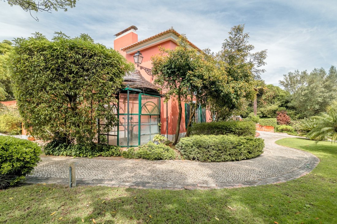 Villa in Cascais e Estoril, Lisbon, Portugal 2 - 14134844
