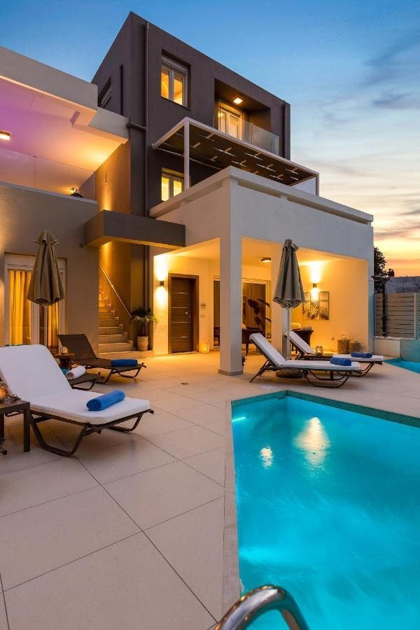 Villa in Crete, Greece 1 - 14139695