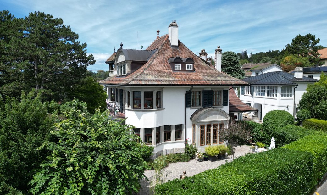 Charming Residence With Lake View And Swimming Pool In Pully, Vaud
