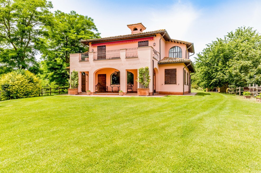 Villa in Gradoli, Lazio, Italy 3 - 14147818