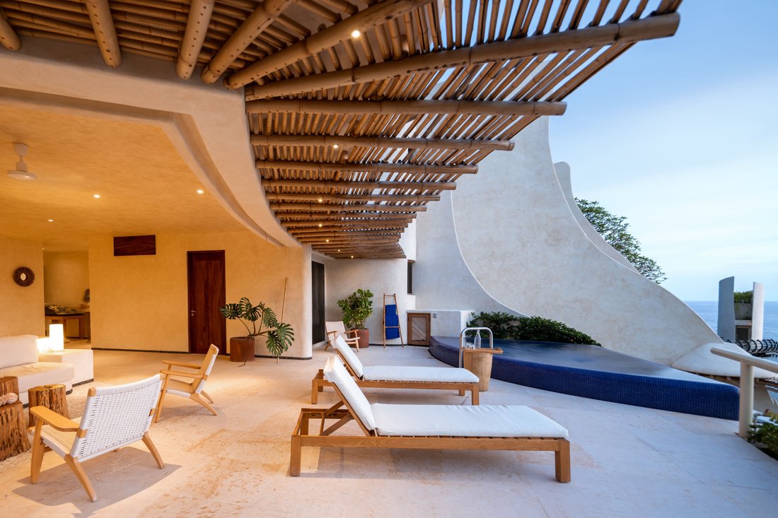 Villa in Zihuatanejo, Guerrero, Mexico 2 - 12395826