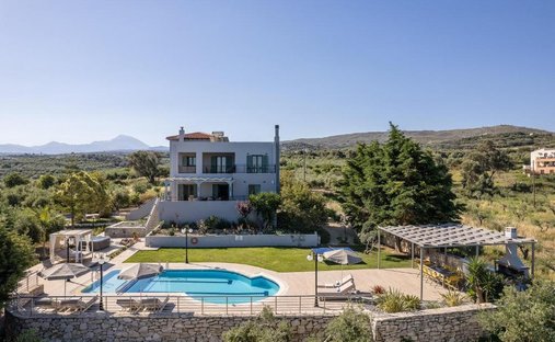 Villa in Crete, Greece 1