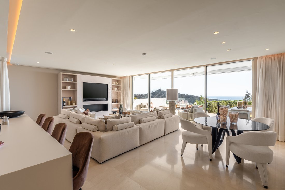 Apartment in Ojen, Andalusia, Spain 2 - 14146567
