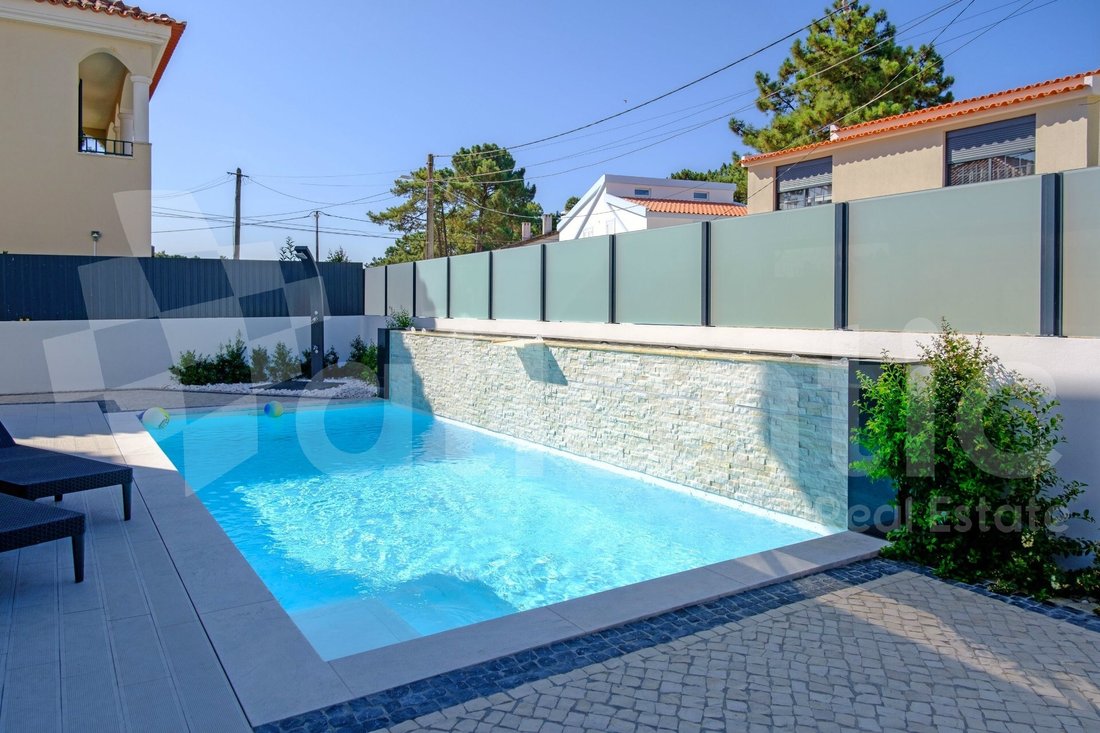 Villa in Aroeira, Charneca de Caparica e Sobreda, Portugal 3 - 13256956