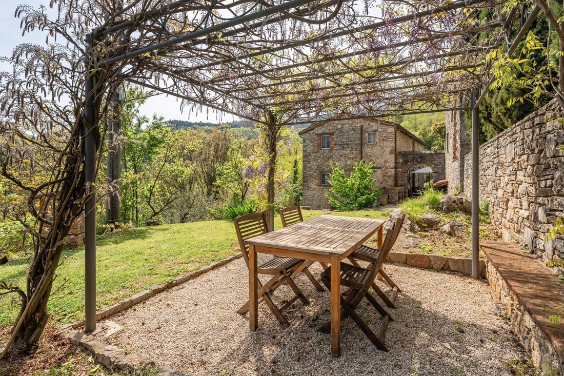 Casa a Borgo a Mozzano, Toscana, Italia 1 - 14143677
