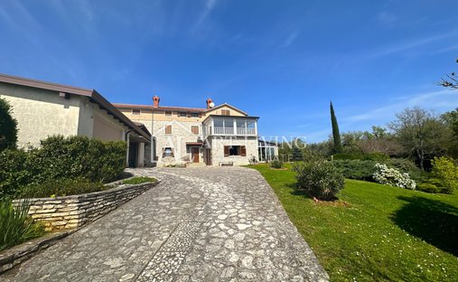 House in Novigrad, Istria County, Croatia 1