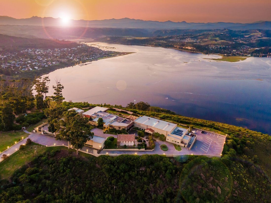House in Knysna Central, Western Cape, South Africa 1 - 14143034