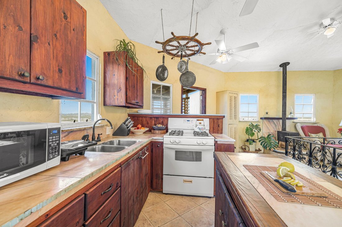House in Long Bay Hills, Caicos Islands, Turks and Caicos Islands 3 - 14144360