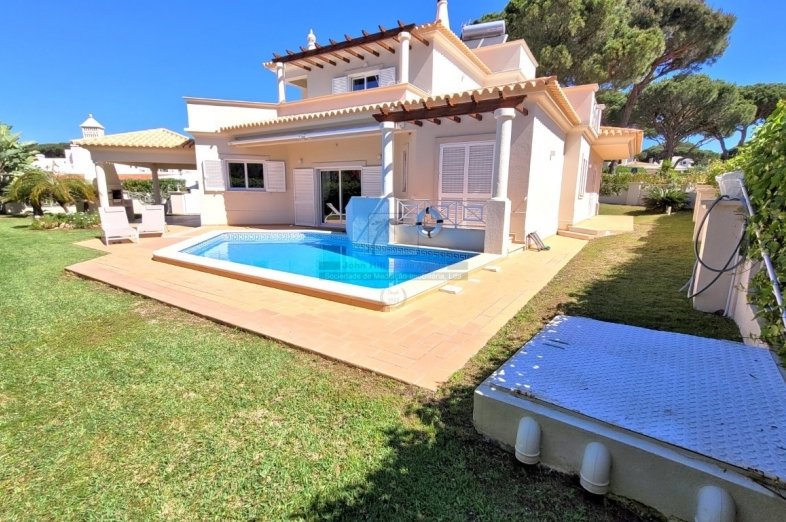 House in Vilamoura, Quarteira, Algarve 1 - 12493939