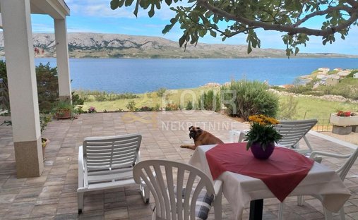 House in Metajna, Croatia 1