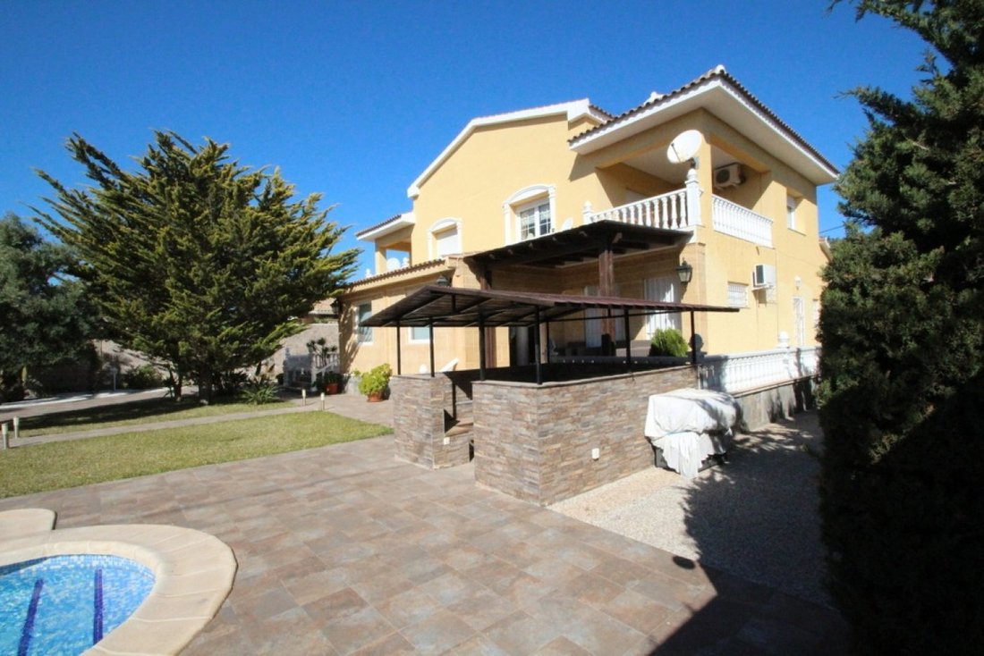 Villa in Cabo Roig, Orihuela, Valencian Community 2 - 14142697