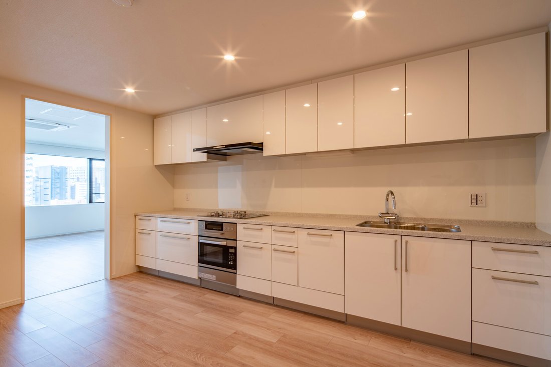 Condo in Shinjuku City, Tokyo, Japan 3 - 14147851