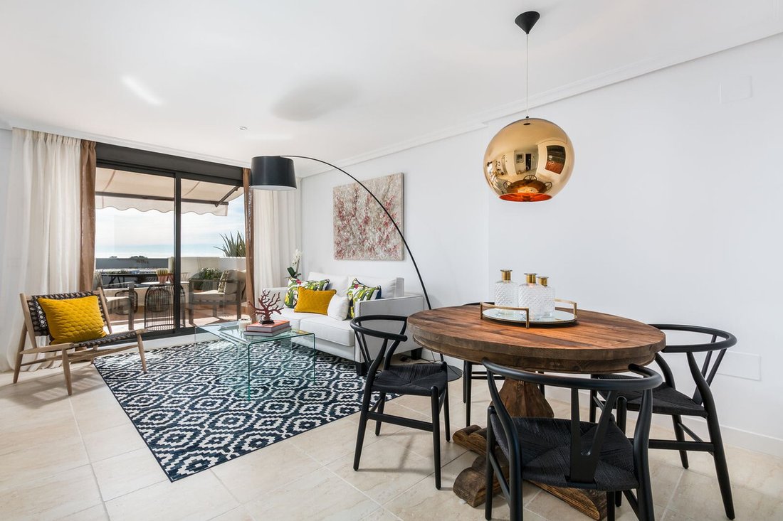 Curated visual reference: Picture Idea: New Golden Mile Apartment Penthouse Duplex In El Paraíso Andalusia