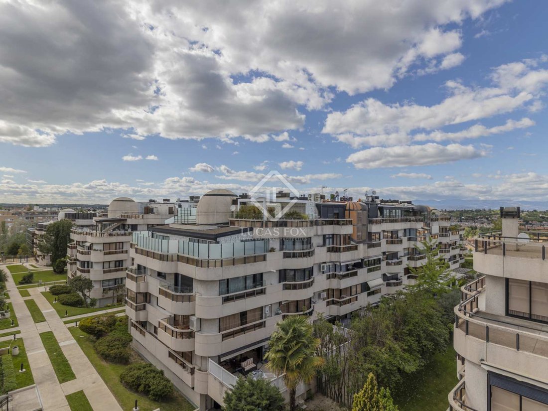 View of Madrid Penthouse In Madrid, Community Of Madrid, Spain For Sale (14150254)