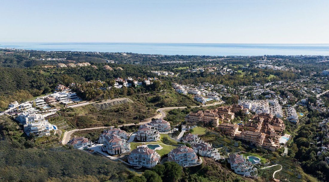 Apartment in Marbella, Andalusia, Spain 1 - 14148362