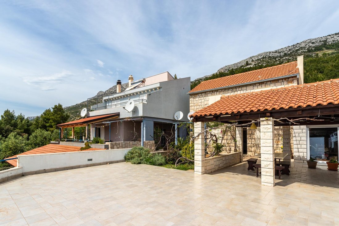 Villa in Jagodna, Split-Dalmatia County, Croatia 1 - 13912274