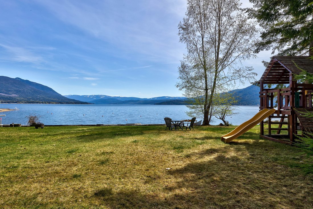 Shuswap Waterfront Cabin In Magna Bay, British Columbia, Canada For