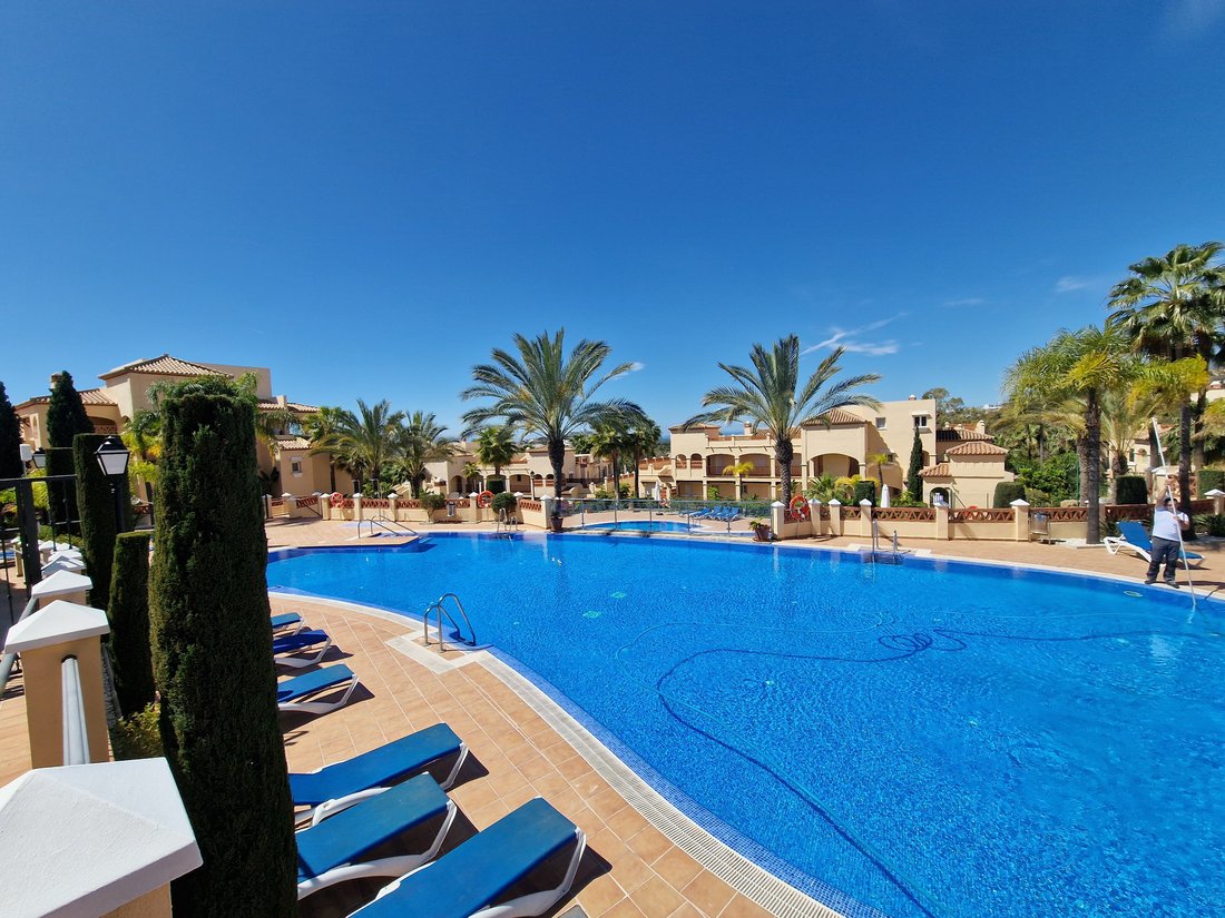 Penthouse in Estepona, Andalusia, Spain 4 - 14160540