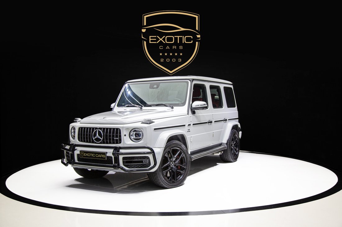 Suv in Dubai, Dubai, United Arab Emirates 1 - 14160654