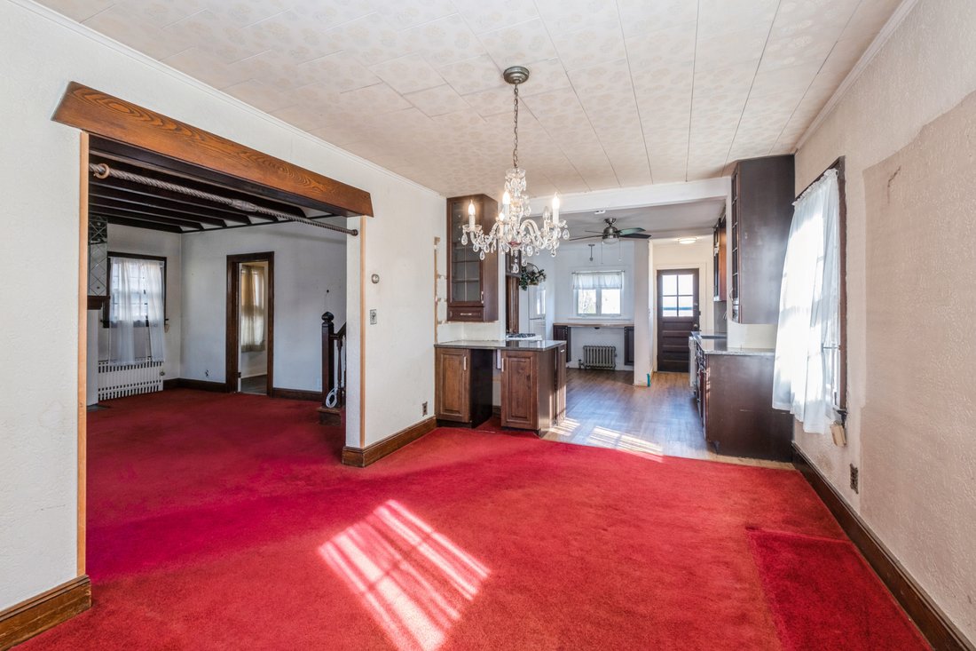 House in North New Hyde Park, New York, United States 4 - 14160742