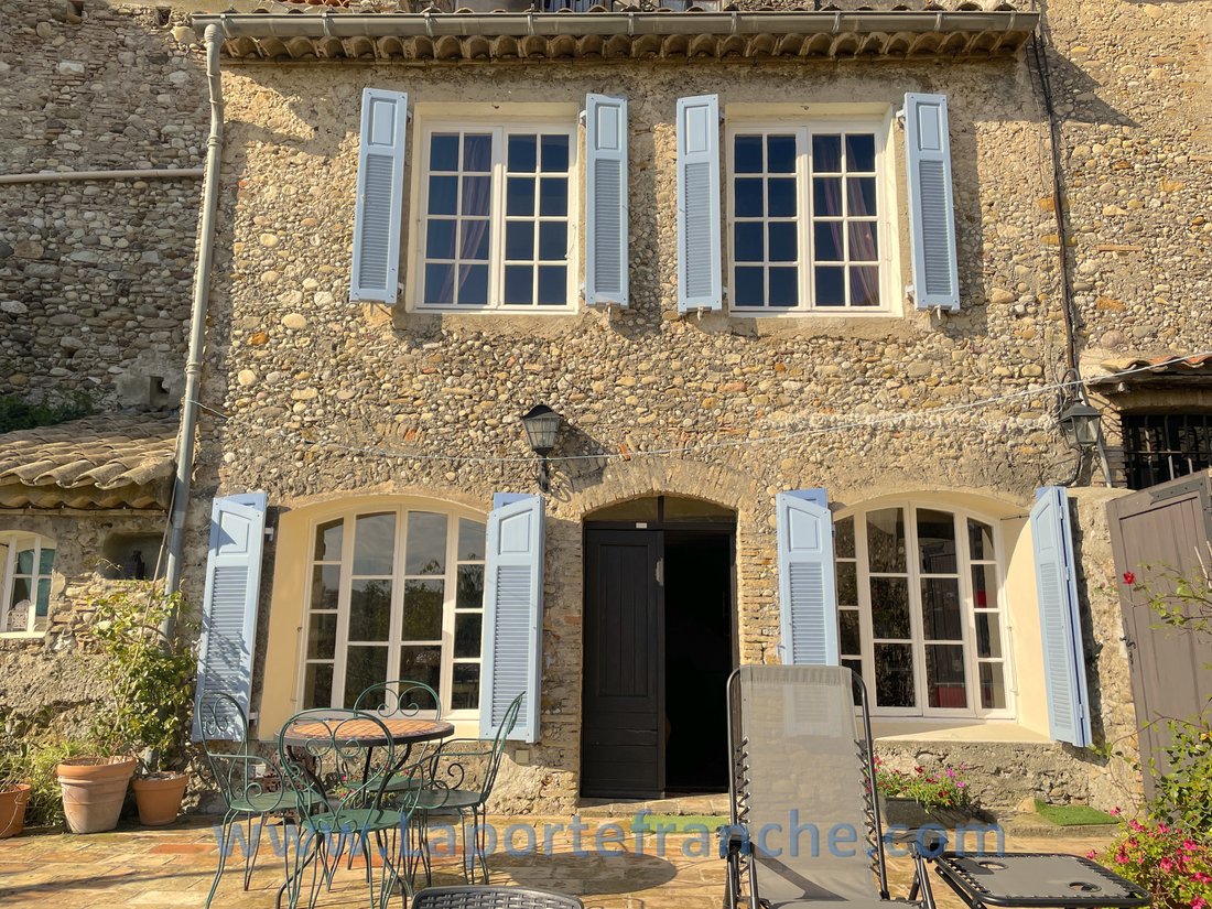 House in Centre-Haut de Cagnes, Cagnes-sur-Mer, France 1 - 14160022