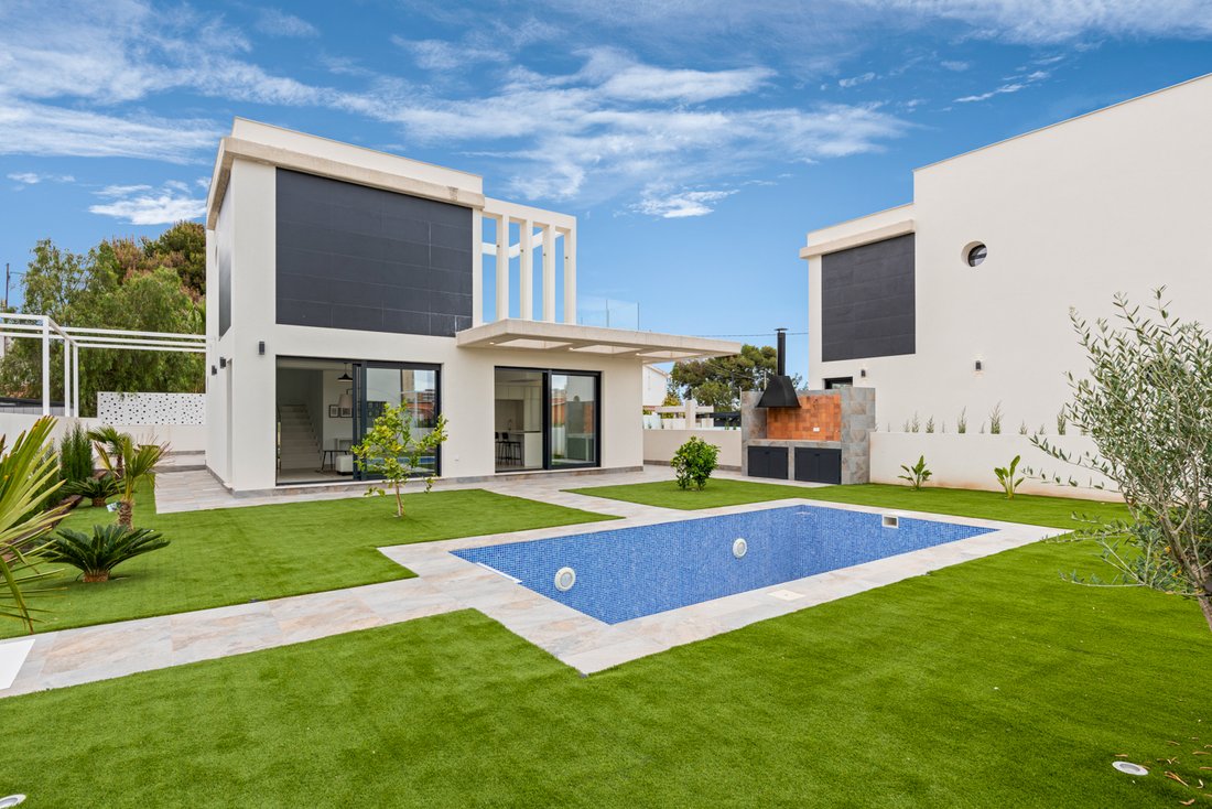 Villa in el Campello, Valencian Community, Spain 1 - 14164718