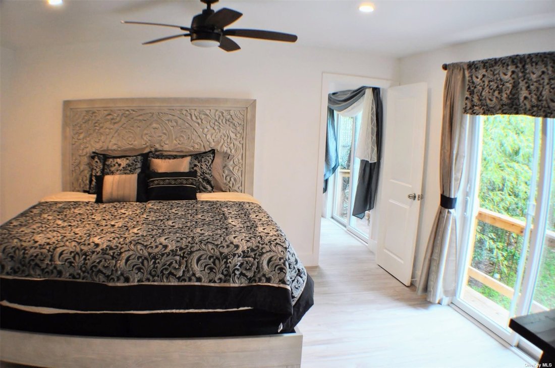 House Fire Island Pines In Yaphank, New York, United States For Rent